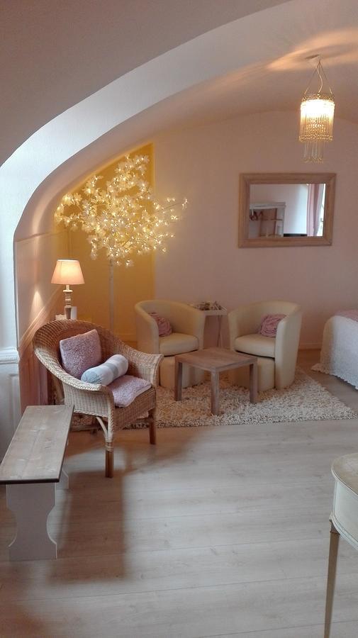 Bed and Breakfast Manoir Du Quengo Rohan Экстерьер фото